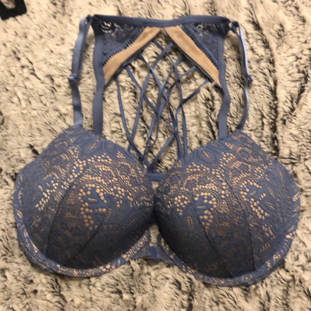 Haulter top VS Bra